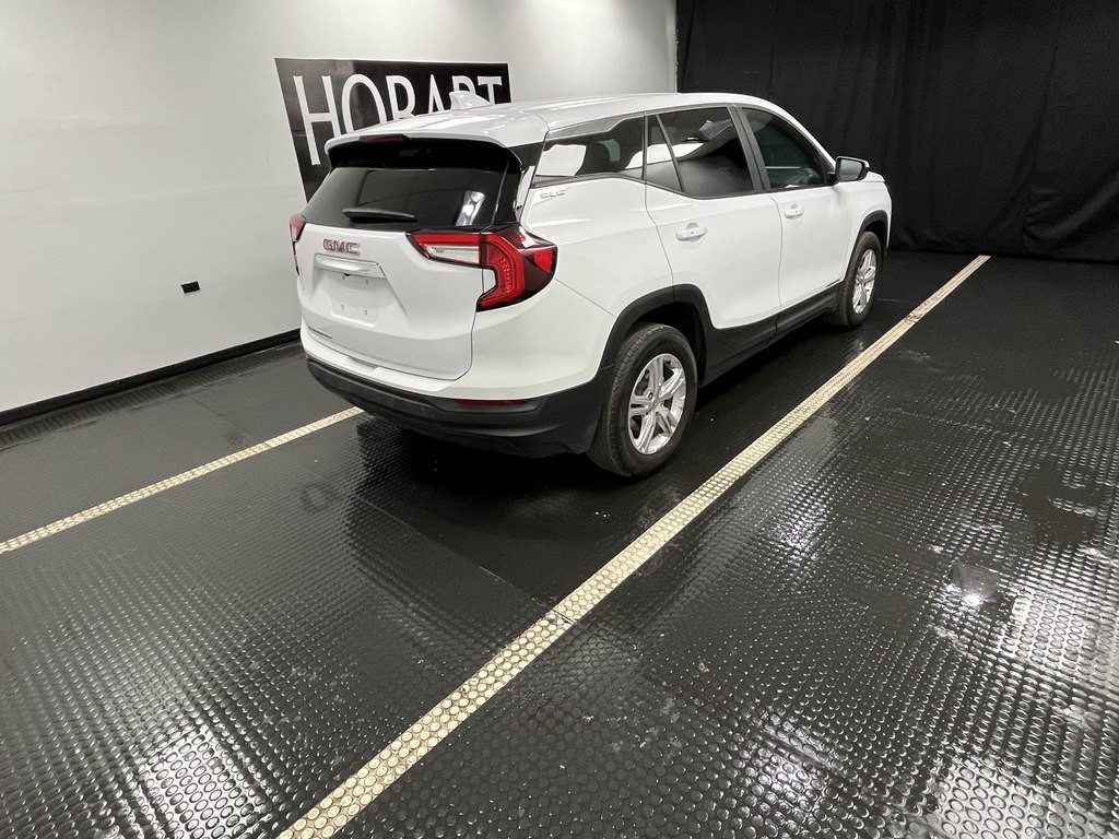 2024 GMC Terrain Image 6