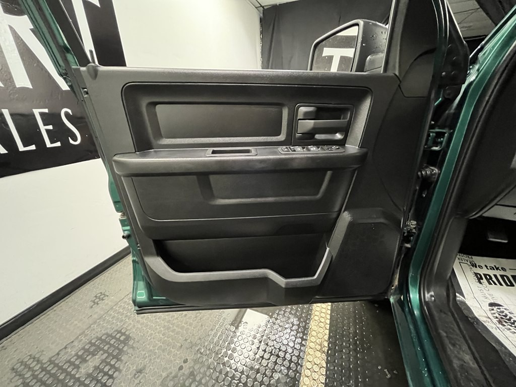 2022 RAM 1500 Image 7