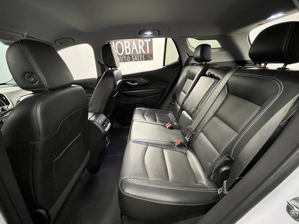 2023 GMC Terrain Image 12