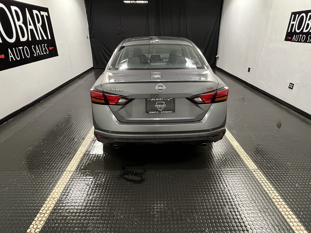 2025 Nissan Altima Image 5