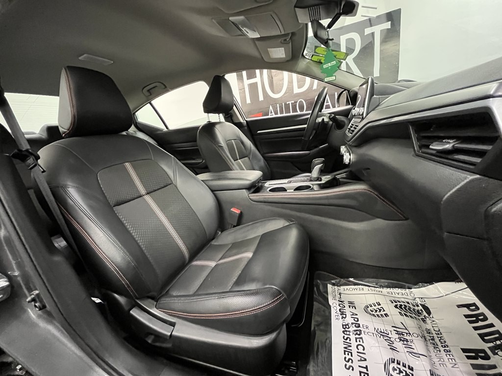 2025 Nissan Altima Image 11