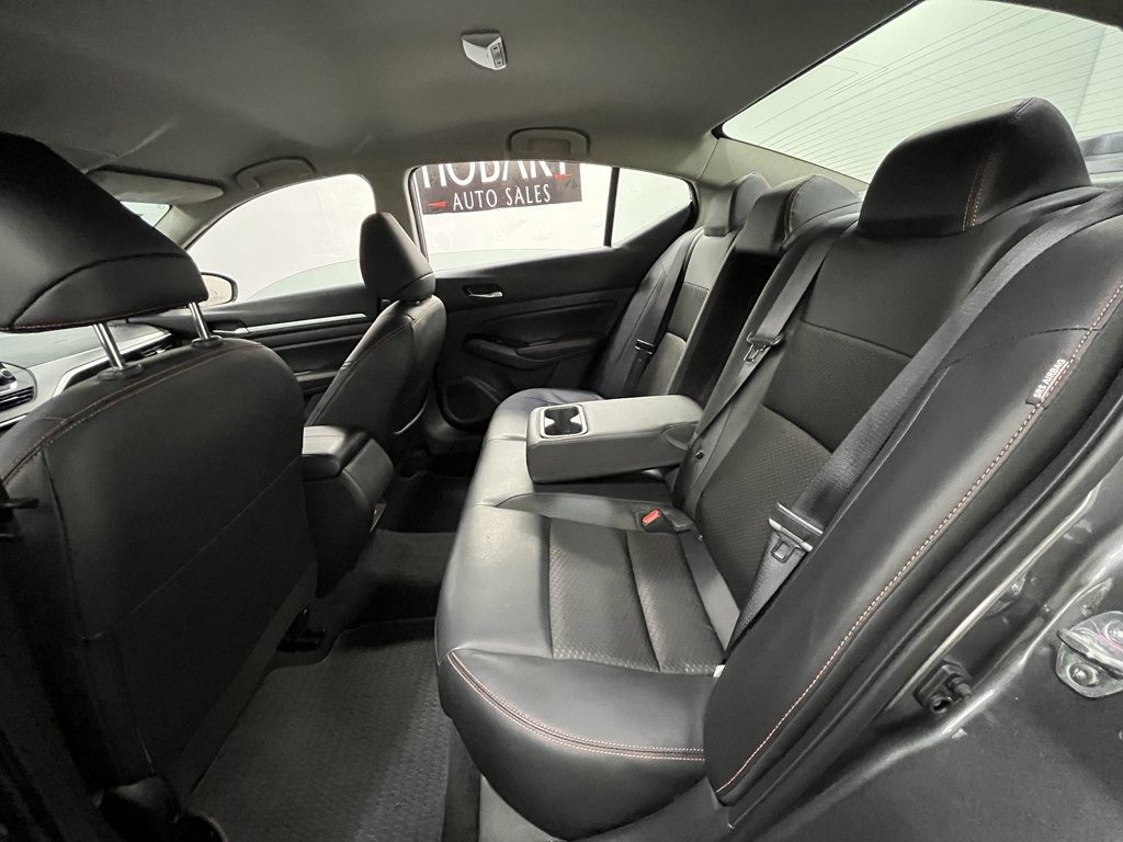 2025 Nissan Altima Image 13