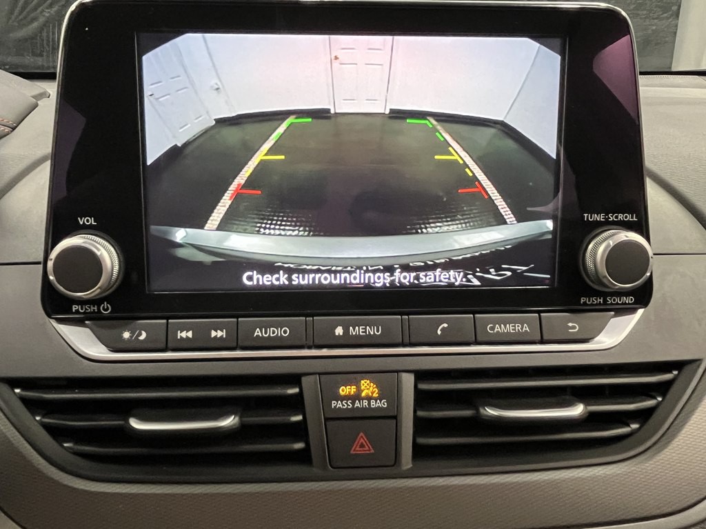 2025 Nissan Altima Image 19