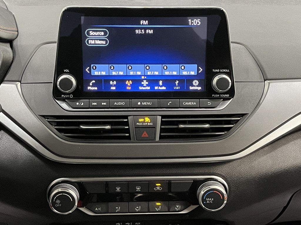 2025 Nissan Altima Image 20