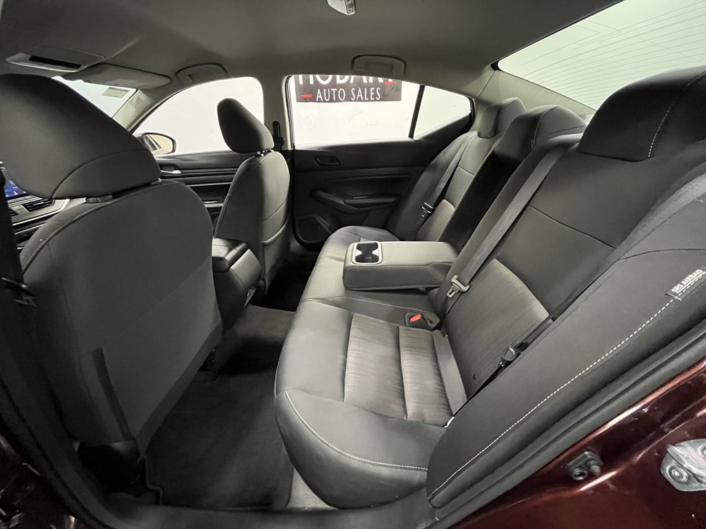 2024 Nissan Altima Image 13