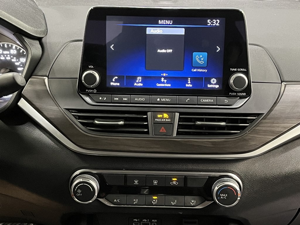 2024 Nissan Altima Image 19