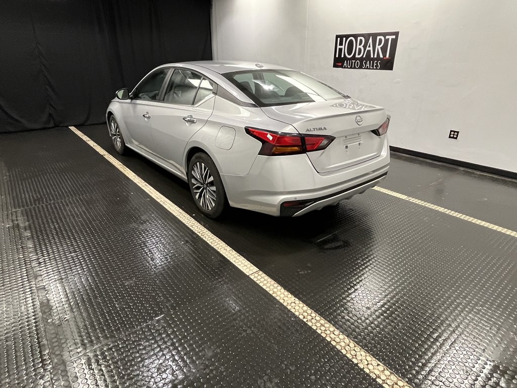 2024 Nissan Altima Image 4