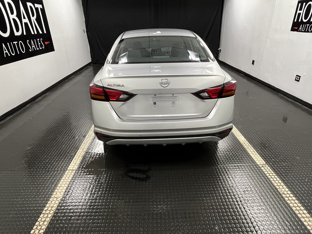 2024 Nissan Altima Image 5