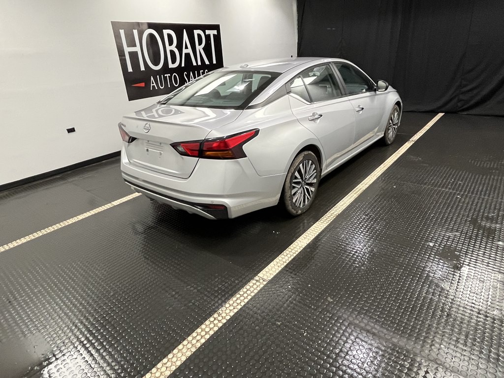 2024 Nissan Altima Image 6