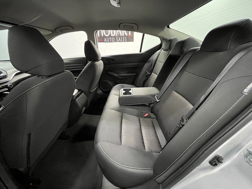 2024 Nissan Altima Image 13