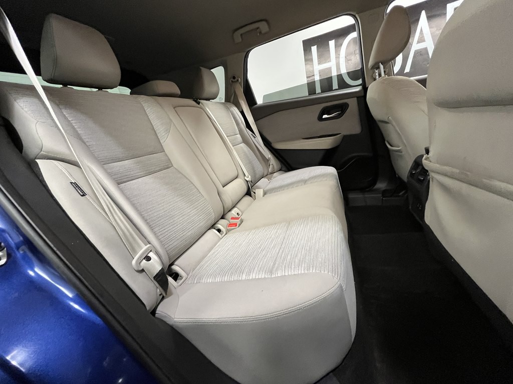 2021 Nissan Rogue Image 15