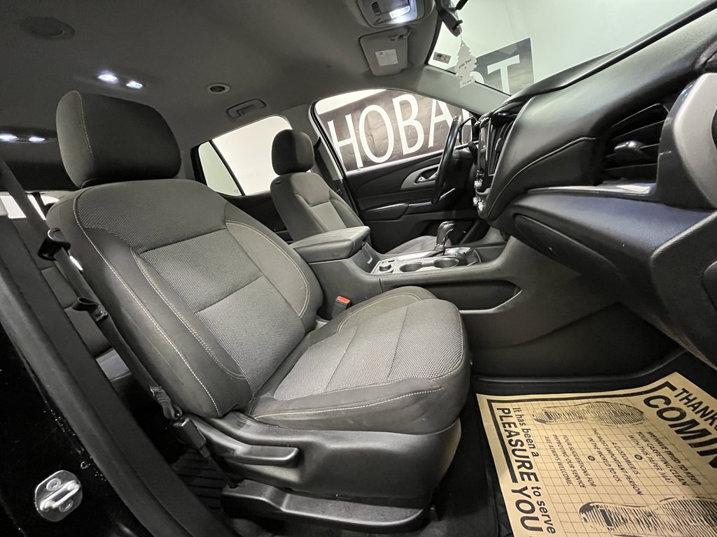 2018 Chevrolet Traverse Image 11