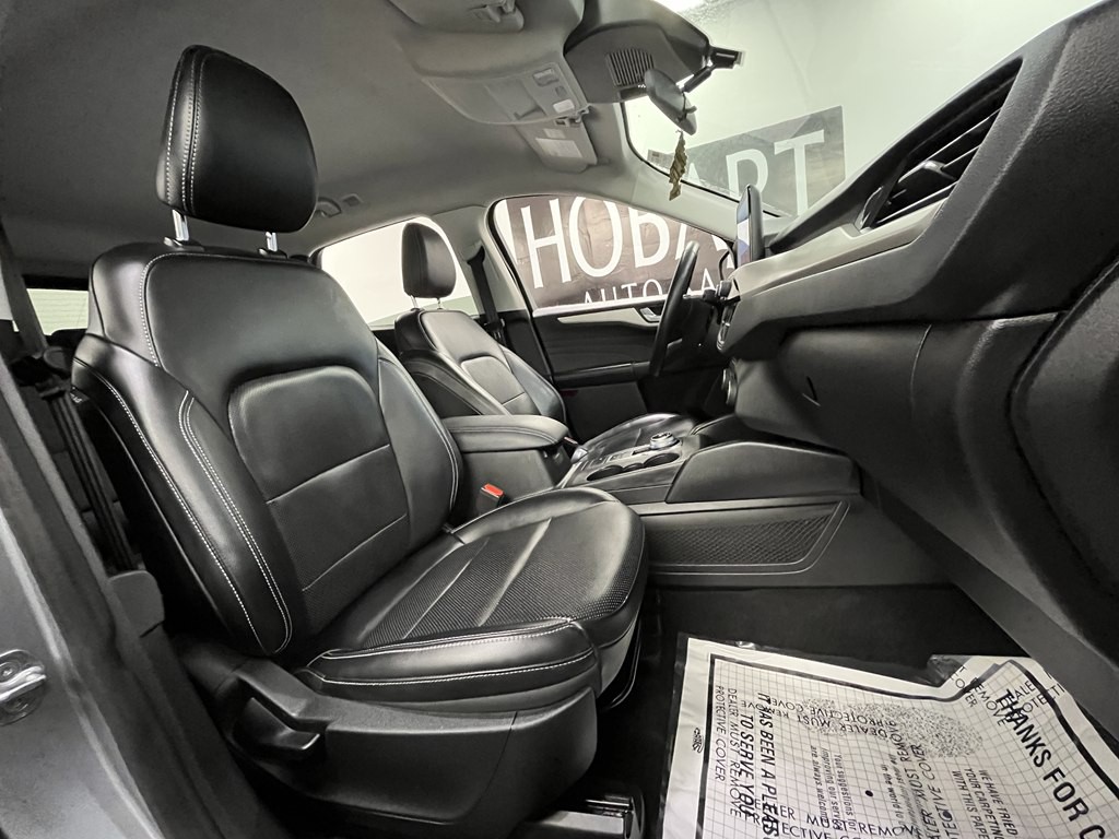 2021 Ford Escape Image 9