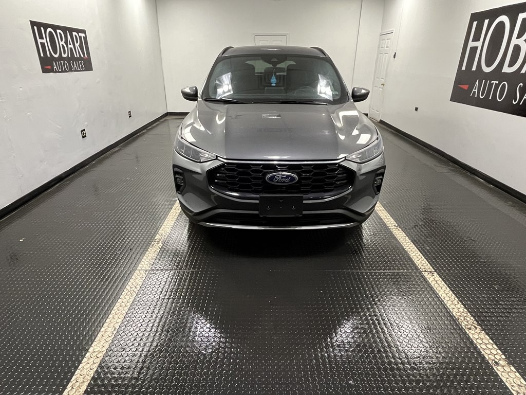 2025 Ford Escape Image 2