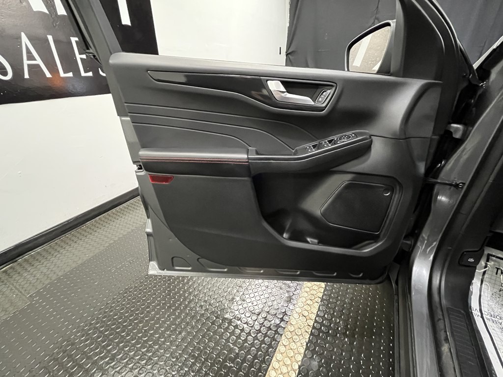 2025 Ford Escape Image 7