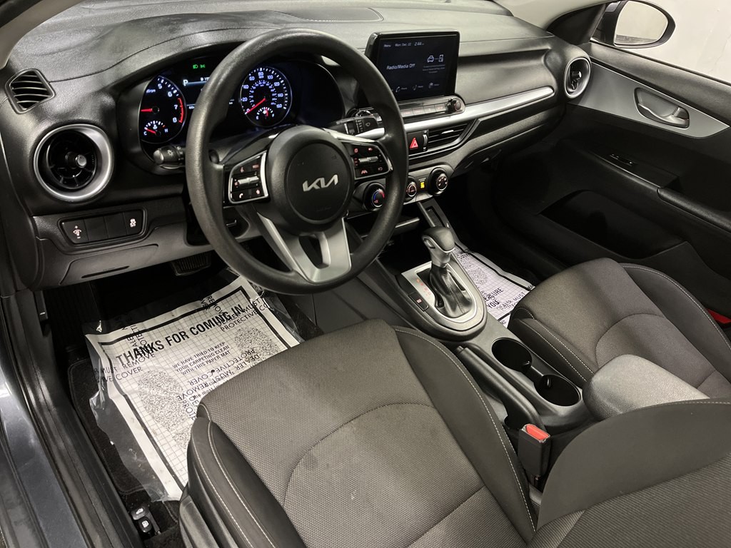 2023 Kia Forte Image 9