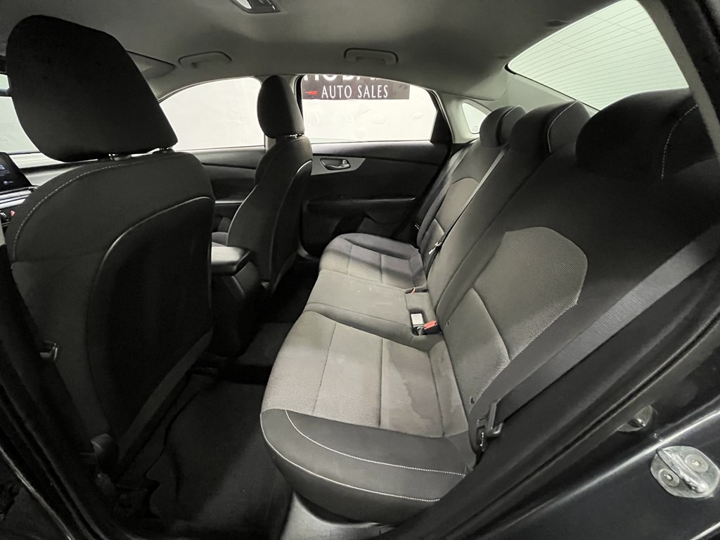 2023 Kia Forte Image 12