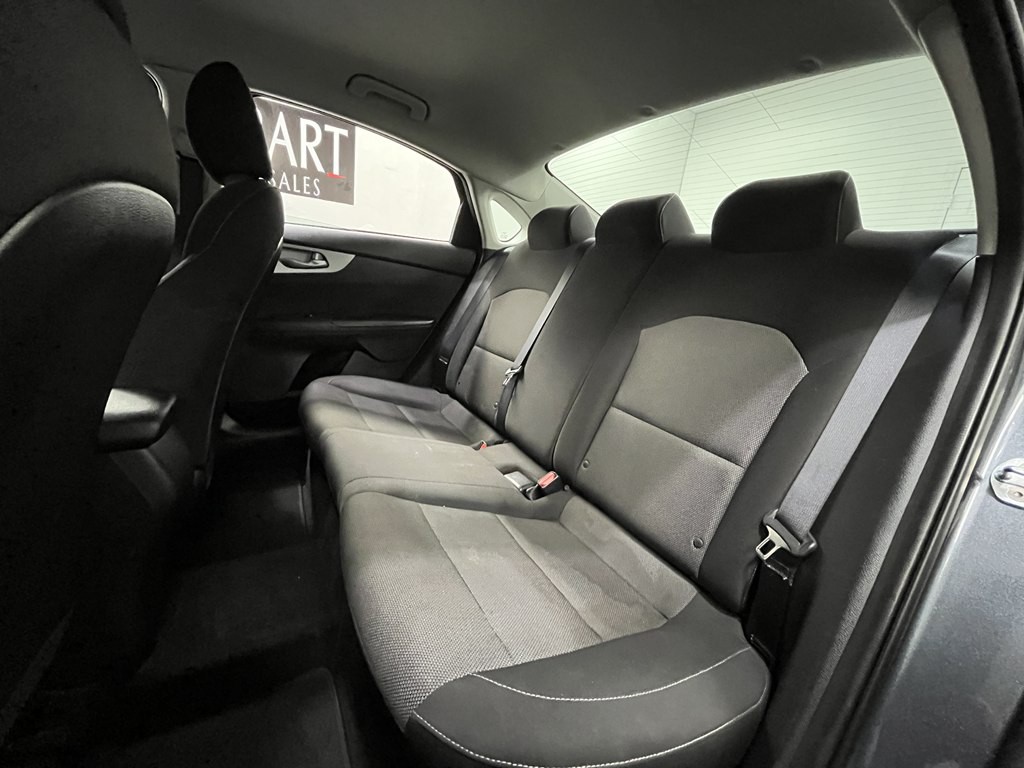 2023 Kia Forte Image 13