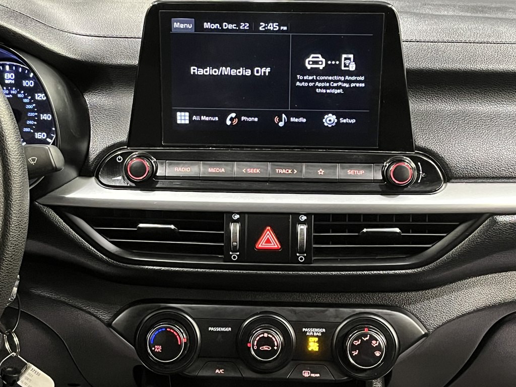 2023 Kia Forte Image 18