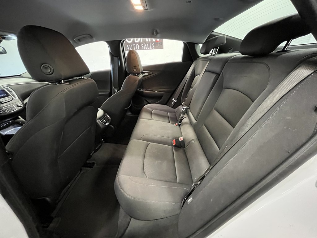 2025 Chevrolet Malibu Image 11