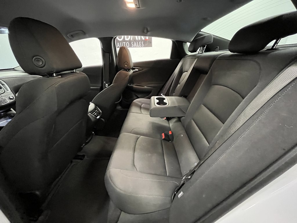 2025 Chevrolet Malibu Image 12