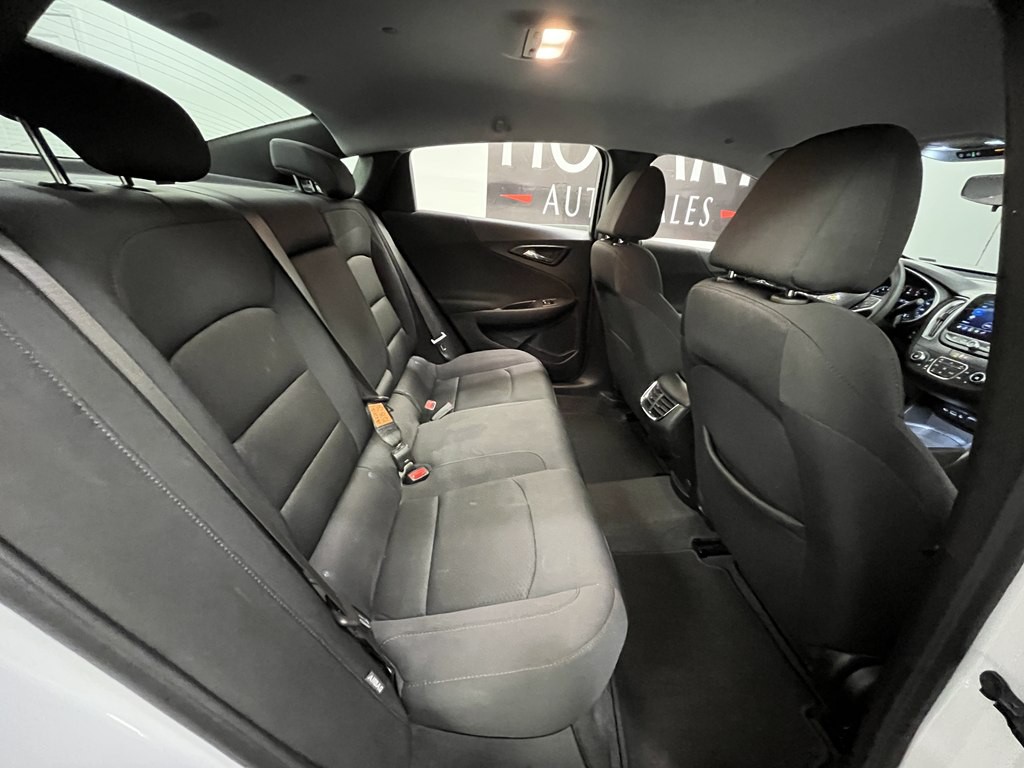 2025 Chevrolet Malibu Image 14