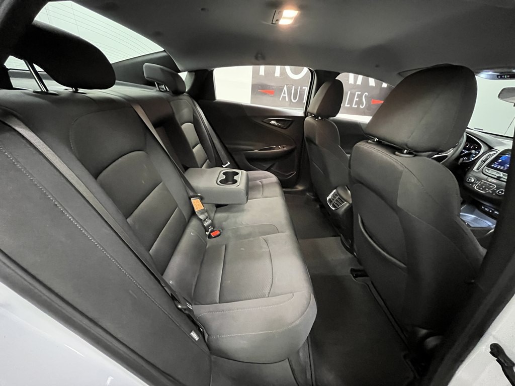 2025 Chevrolet Malibu Image 15