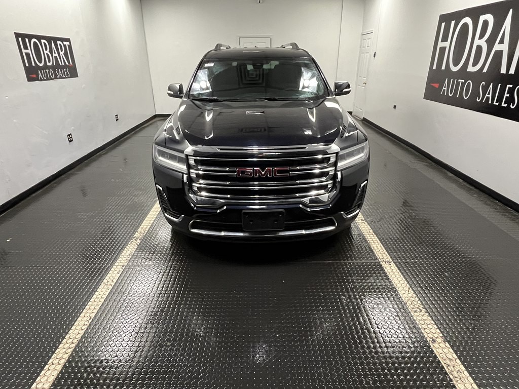 2022 GMC Acadia Image 2