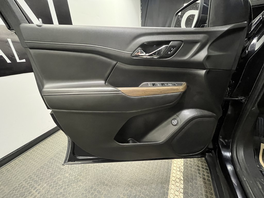 2022 GMC Acadia Image 7