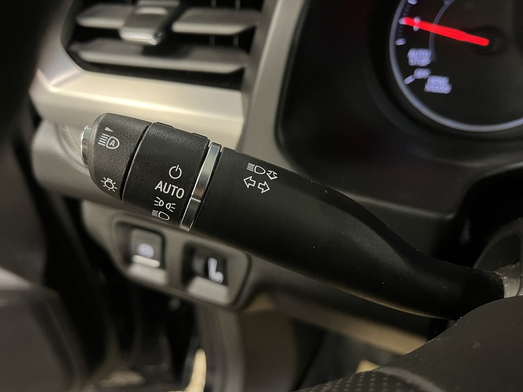 2022 GMC Acadia Image 24