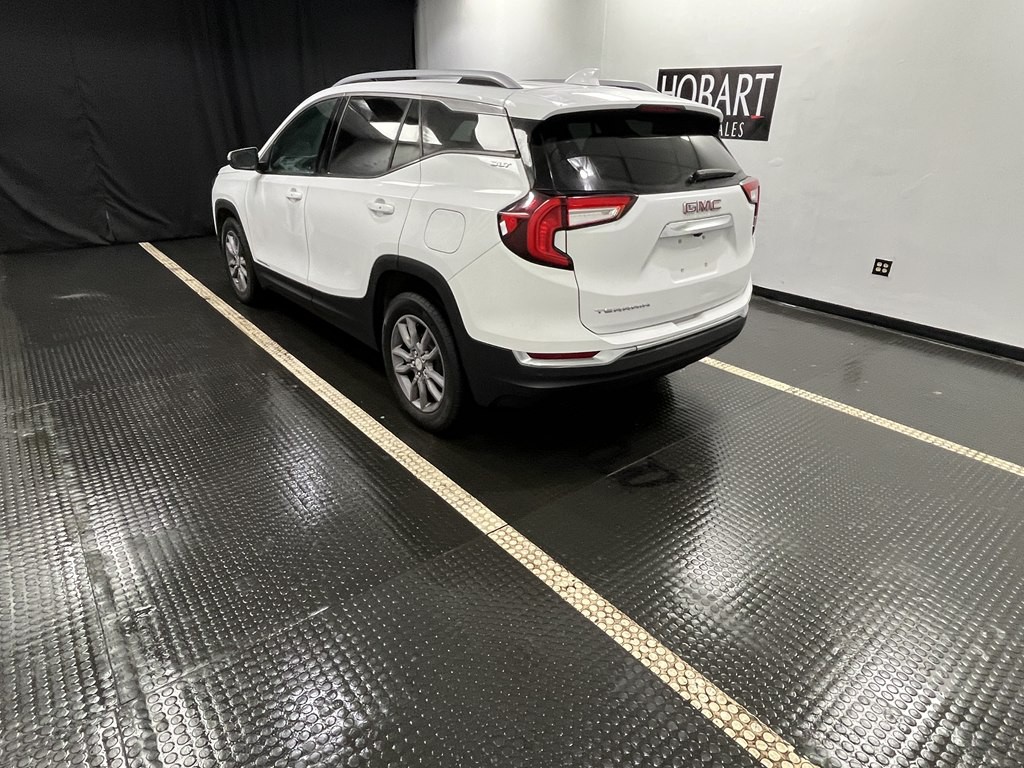 2023 GMC Terrain Image 4