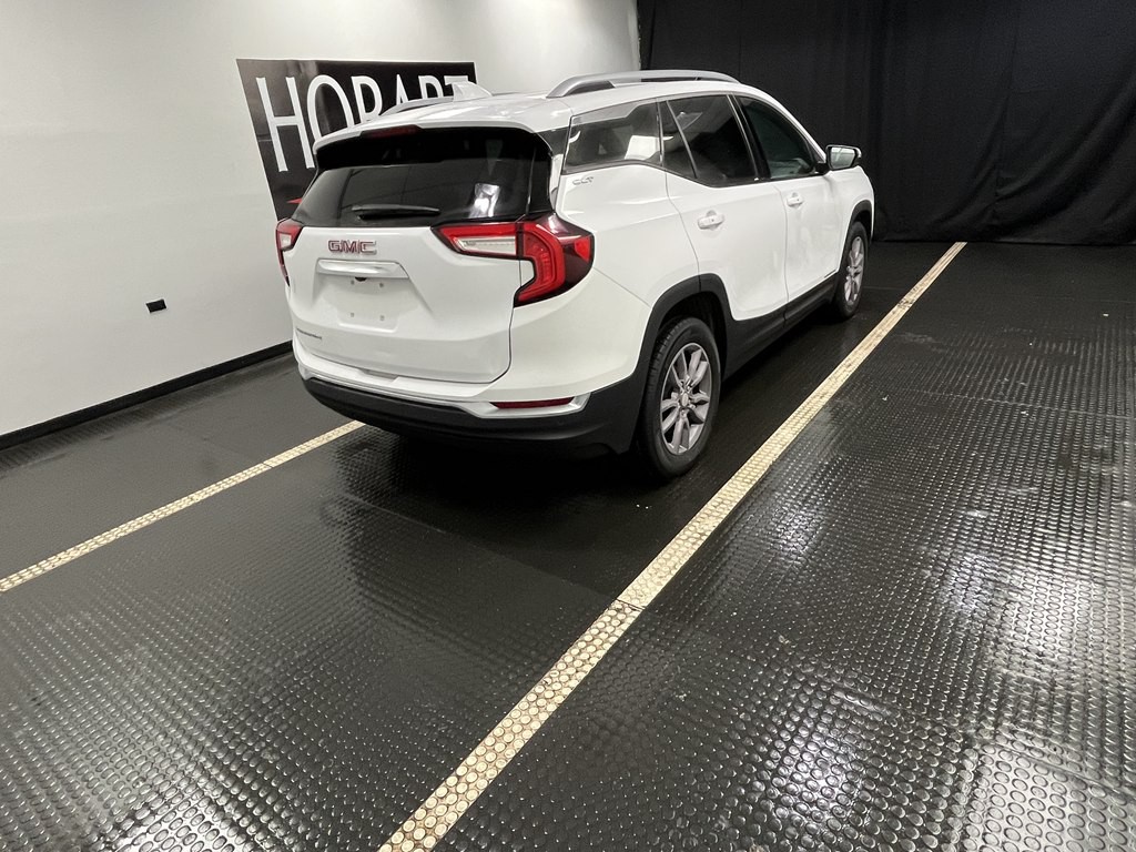 2023 GMC Terrain Image 6