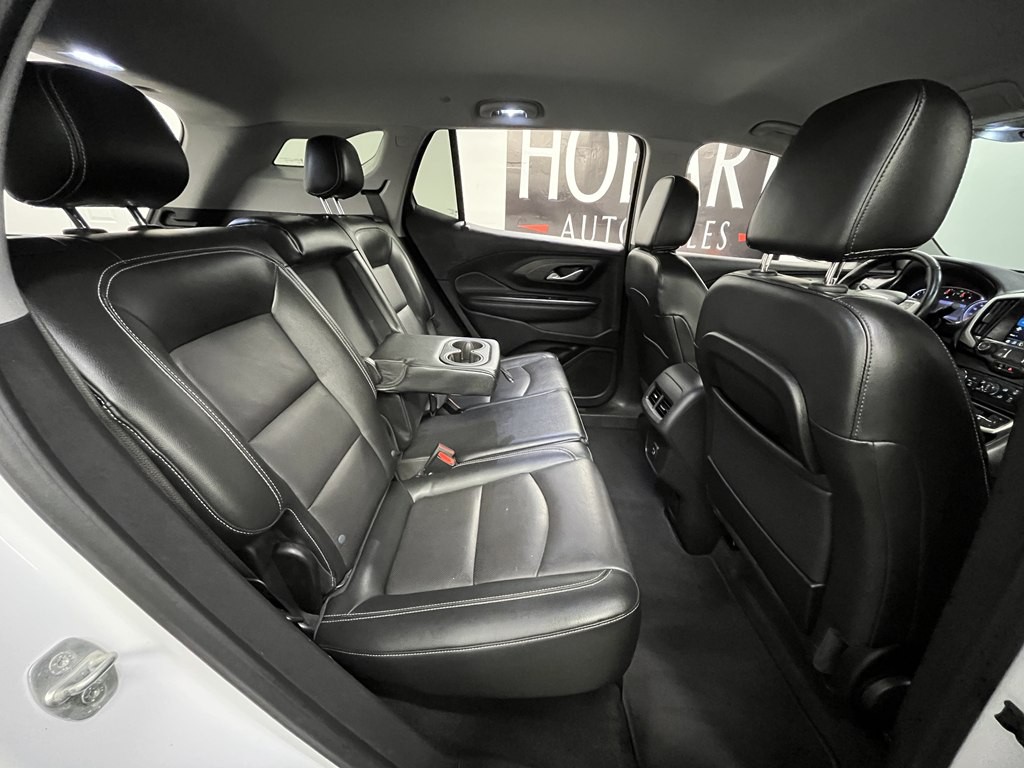 2023 GMC Terrain Image 16