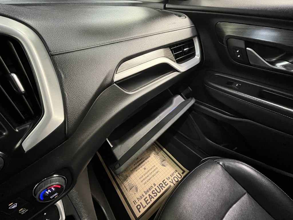 2023 GMC Terrain Image 21