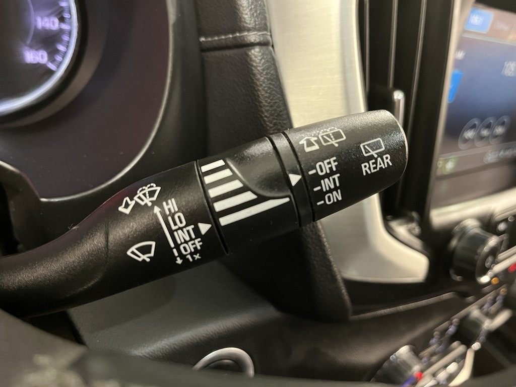 2023 GMC Terrain Image 25