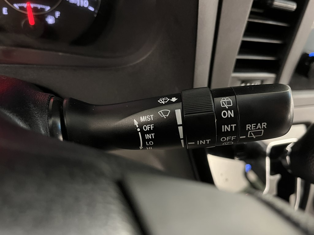 2016 Toyota Sienna Image 22