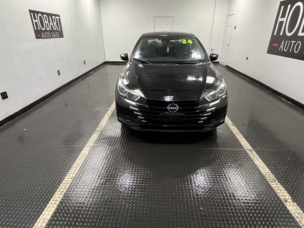 2024 Nissan Versa Image 2