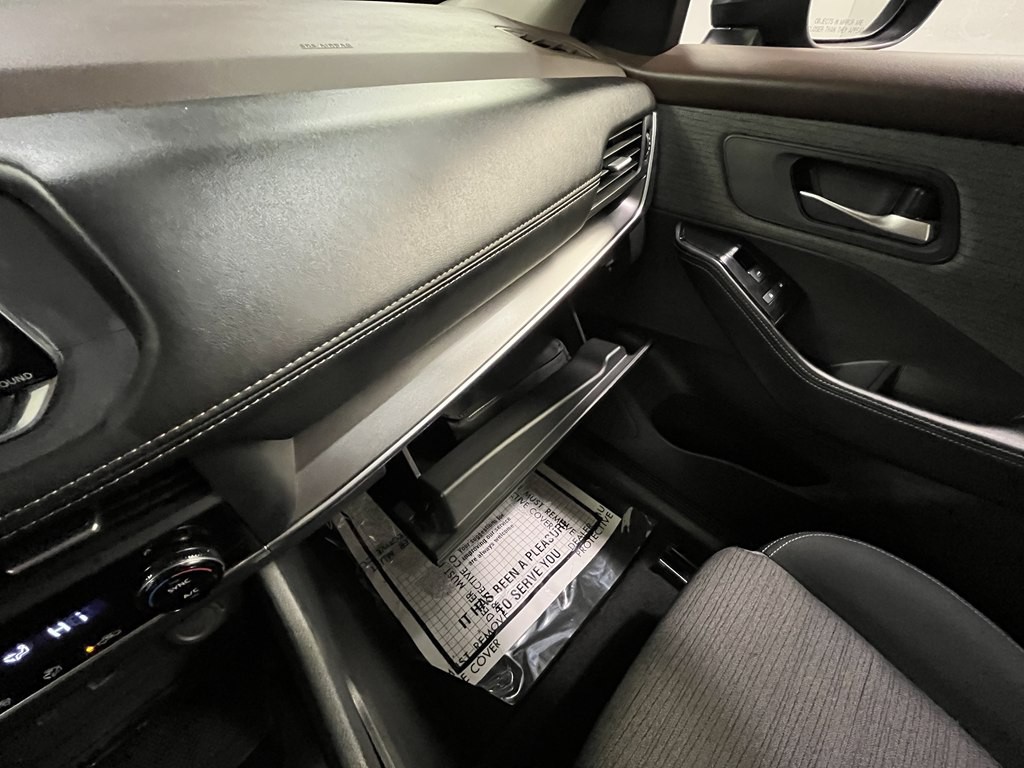 2023 Nissan Rogue Image 19