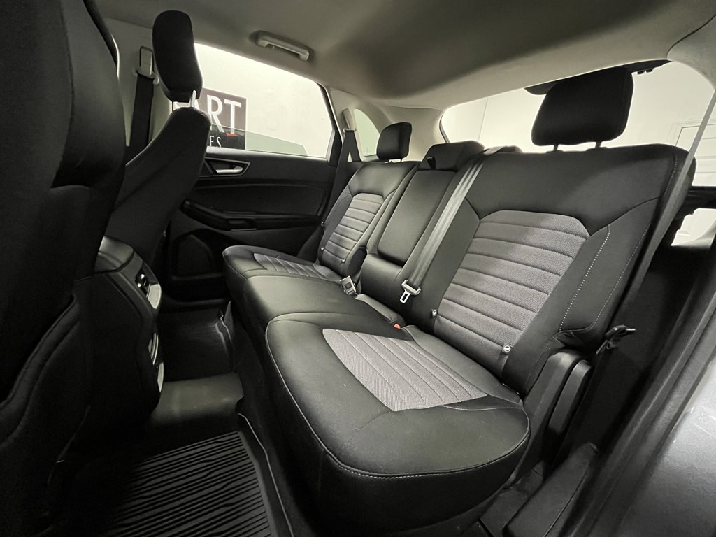 2022 Ford Edge Image 14