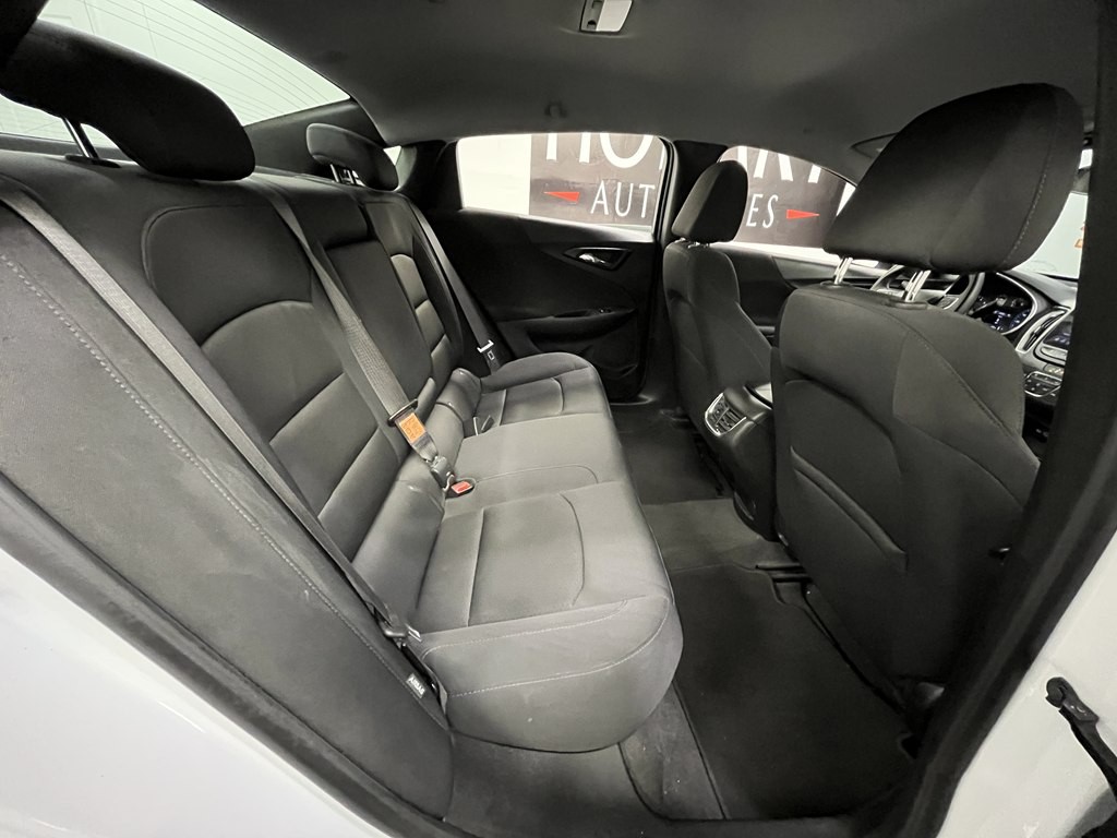 2024 Chevrolet Malibu Image 15