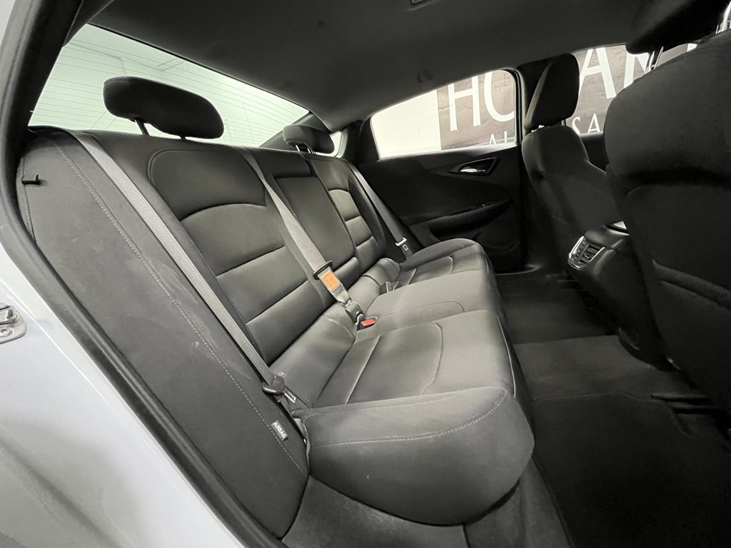 2024 Chevrolet Malibu Image 17