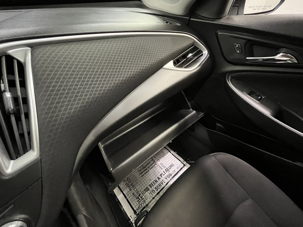 2024 Chevrolet Malibu Image 21