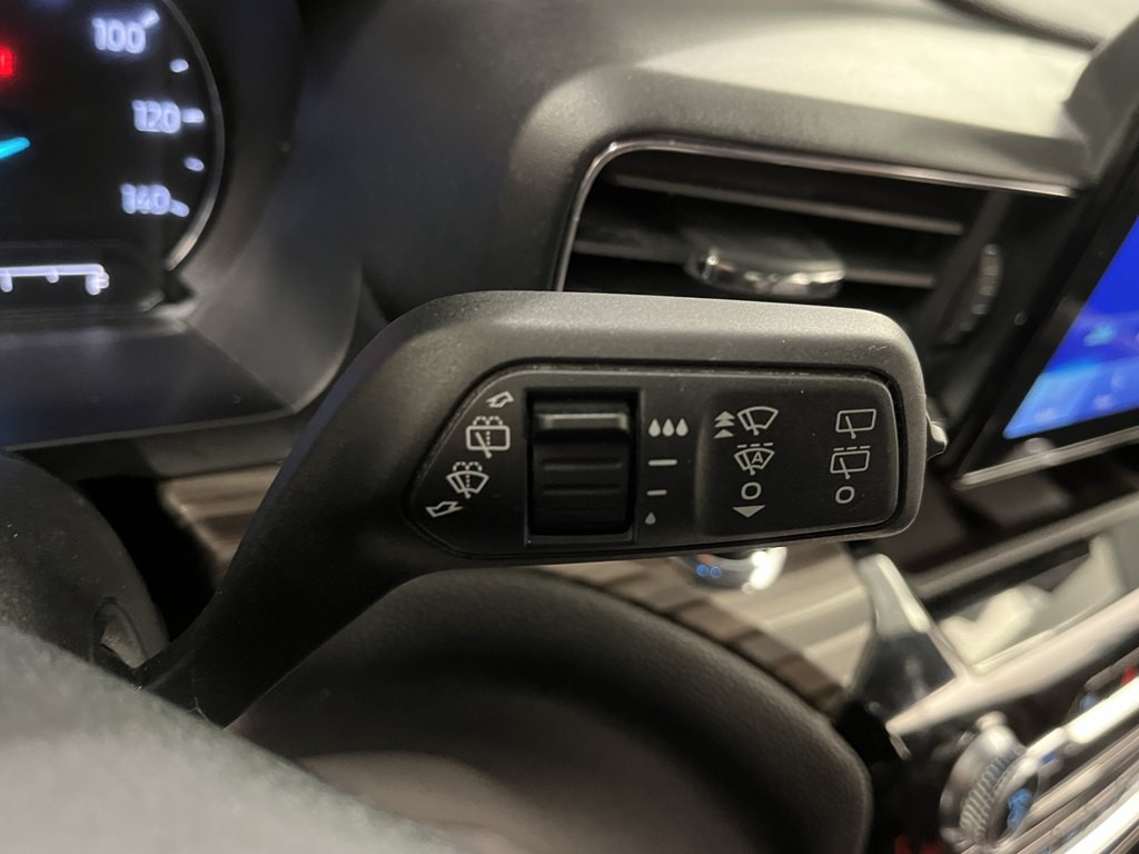 2023 Ford Explorer Image 25