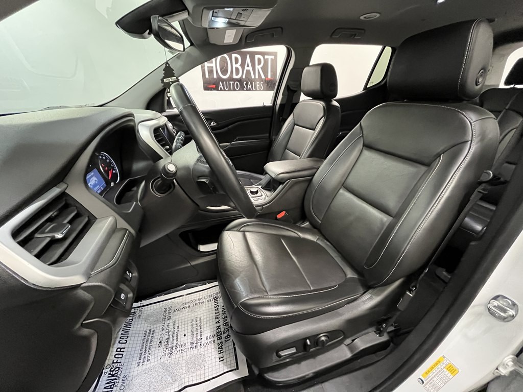 2023 GMC Acadia Image 8