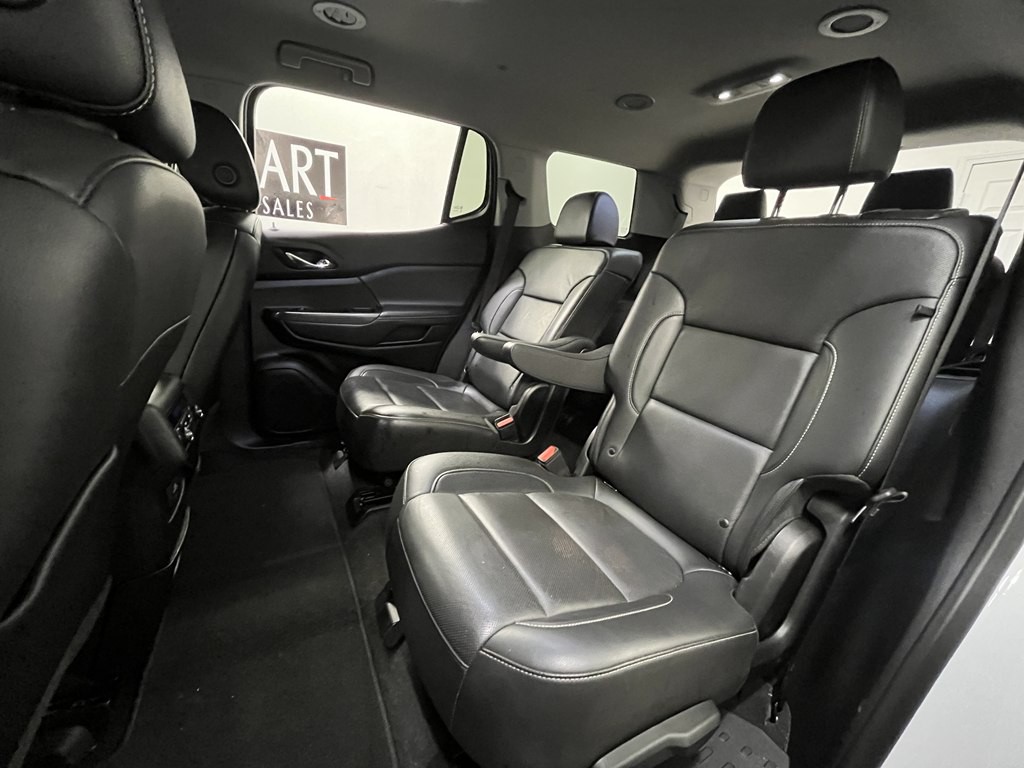 2023 GMC Acadia Image 13