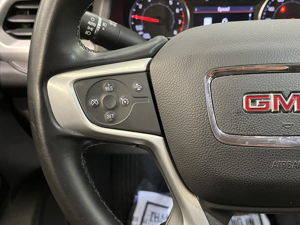 2023 GMC Acadia Image 25