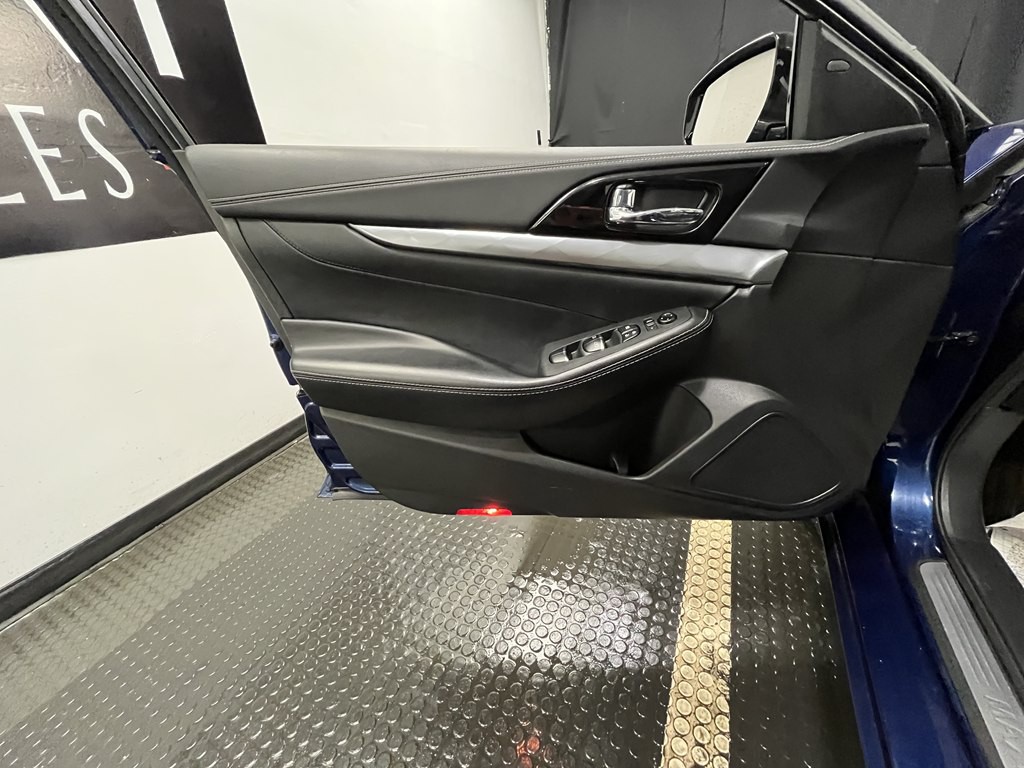 2023 Nissan Maxima Image 7