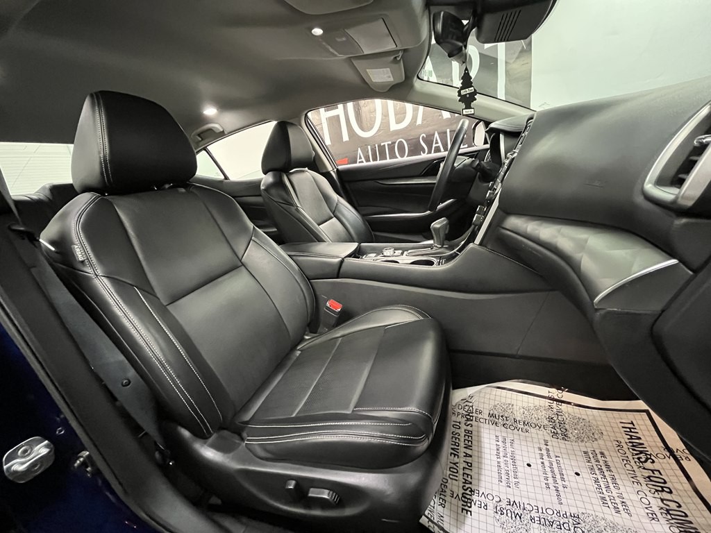 2023 Nissan Maxima Image 11