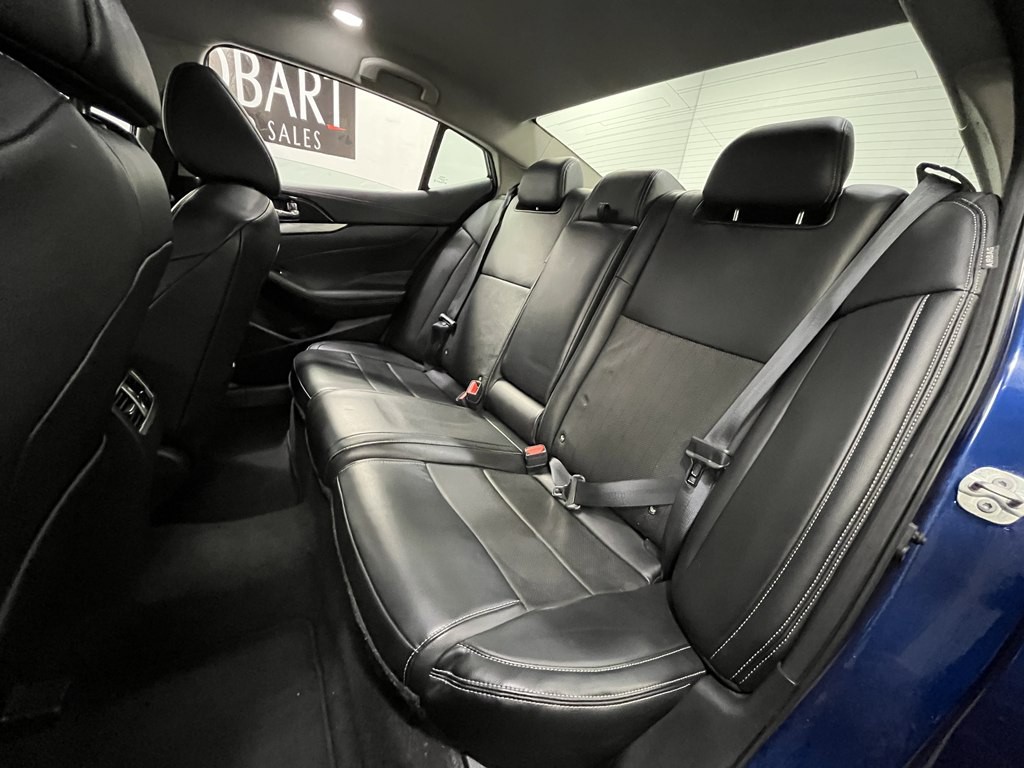 2023 Nissan Maxima Image 14