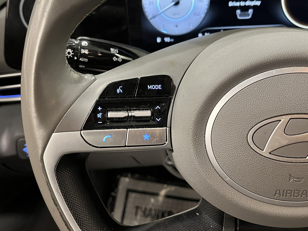 2025 Hyundai Elantra Image 27